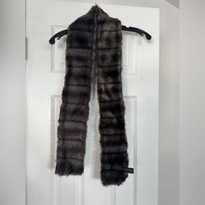 Adrienne Vittadini Dark Brown Faux Fur Scarf (new without tag)